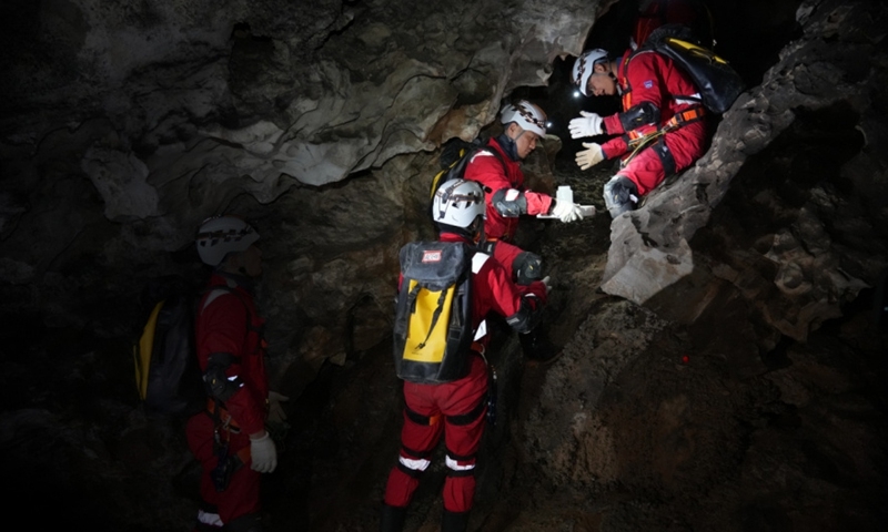 Trung Quốc huấn luyện phi hành gia để chuẩn bị cho sứ mệnh đổ bộ Mặt Trăng